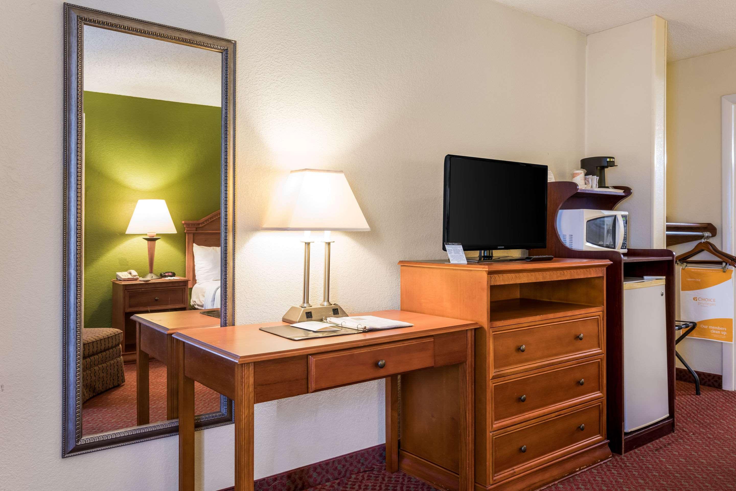 Quality Inn North Battleboro Εξωτερικό φωτογραφία