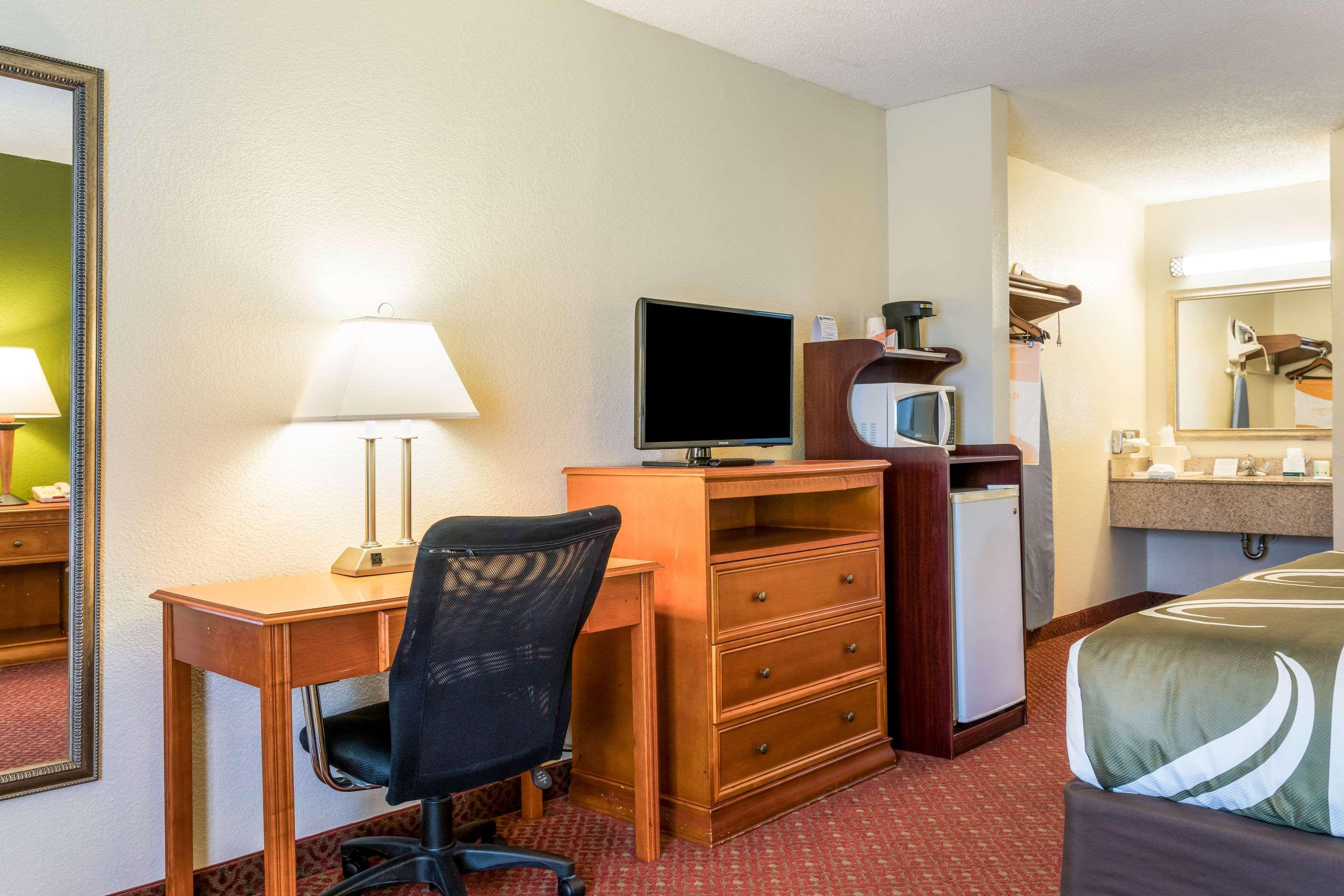 Quality Inn North Battleboro Εξωτερικό φωτογραφία